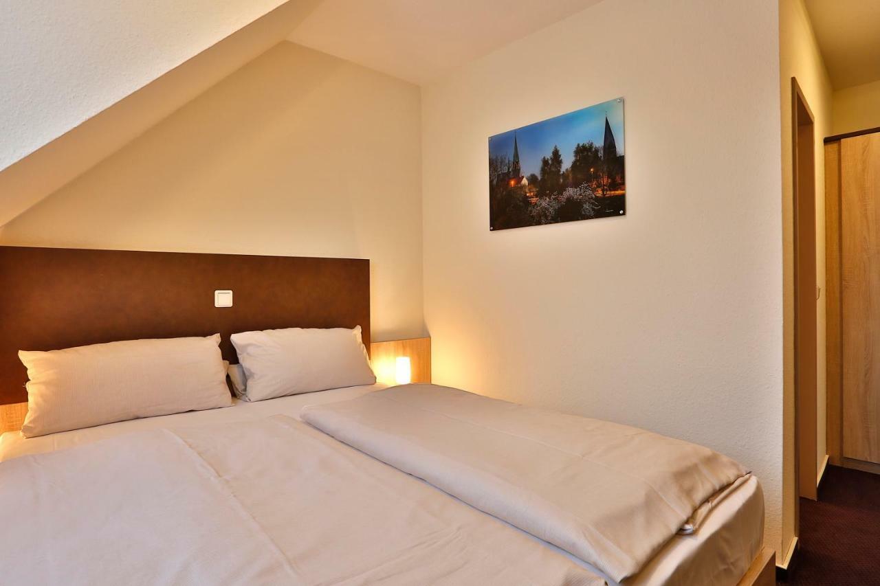Hotel Stadt Камен Екстериор снимка